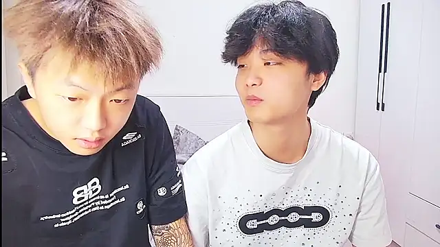 icecream-002 online show from June 24, 1:10 pm