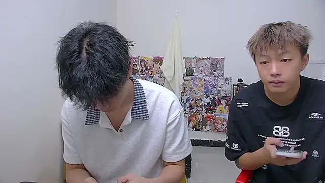 icecream-002 online show from June 28, 1:28 pm