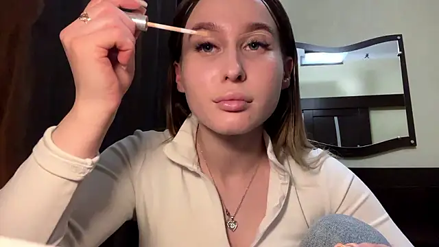 FrancieSteinbaugh online show from March 13, 2:23 pm