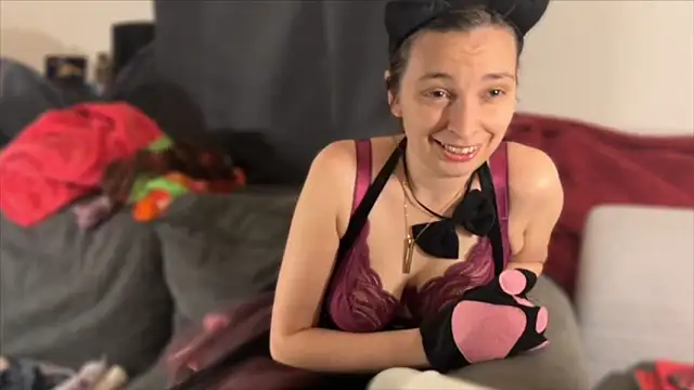 hello katieex online show from April 25, 8:06 pm