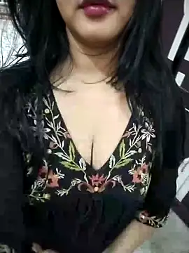 Snapshot of Chandrika_Yadav chatting on May 1, 8:41 am Chandrika Yadav online show from May 1, 8:41 am