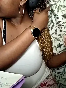 Snapshot of GoddessMedusa52 chatting on March 13, 4:13 pm GoddessMedusa52 online show from March 13, 4:13 pm