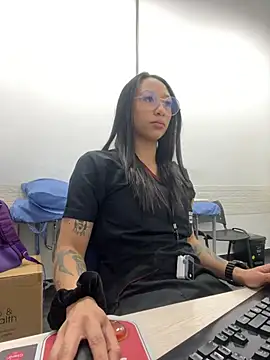 mina harker online show from May 2, 3:39 pm