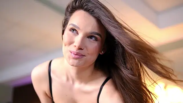 Lena Laurent online show from April 15, 9:38 am