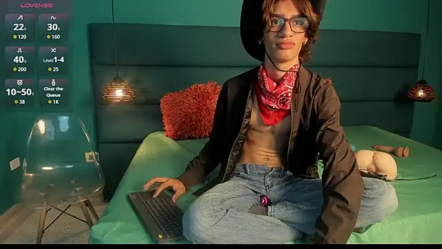 willturneer online show from April 10, 1:33 am