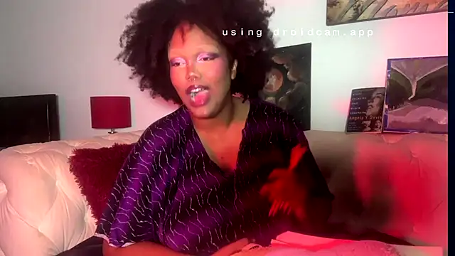 juicy janet online show from March 28, 10:20 pm