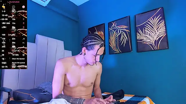 Skinny Mac online show from May 20, 1:28 pm