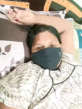 Snapshot of telugutanuja_ chatting on April 11, 7:56 am telugutanuja online show from April 11, 7:56 am