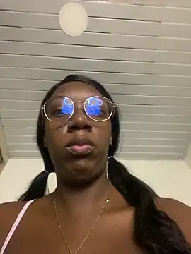 GaiaFiore online show from April 18, 10:30 am