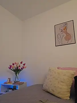 Victoria Evanss online show from April 5, 5:21 pm