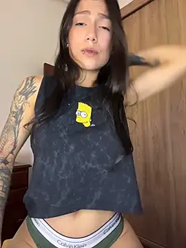 Twoshotsparty420 online show from May 6, 2:33 pm