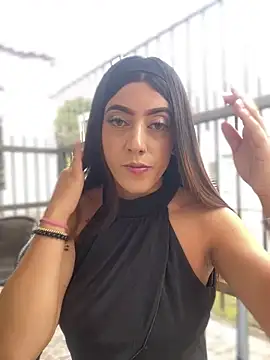 Electra Pinkk online show from April 8, 1:33 pm