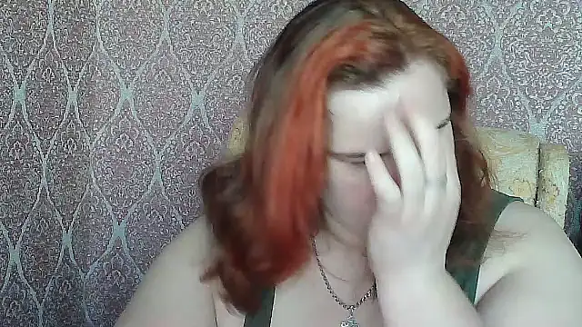 DollyGersonn online show from March 15, 5:46 am