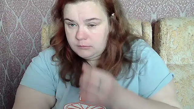 DollyGersonn online show from March 24, 6:51 am