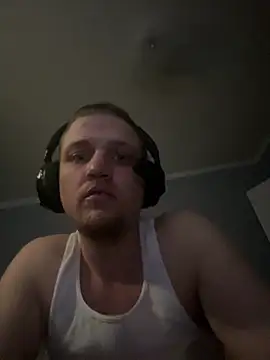 Snapshot of BoredGamer420 chatting on April 16, 3:51 am BoredGamer420 online show from April 16, 3:51 am