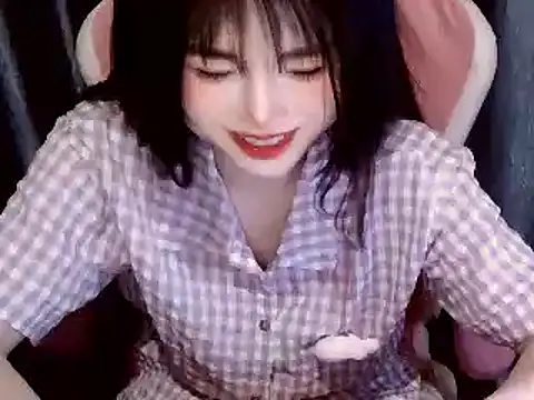 Cum-withyou online show from April 2, 7:00 pm