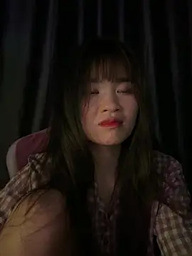 Cum-withyou online show from April 9, 7:08 pm