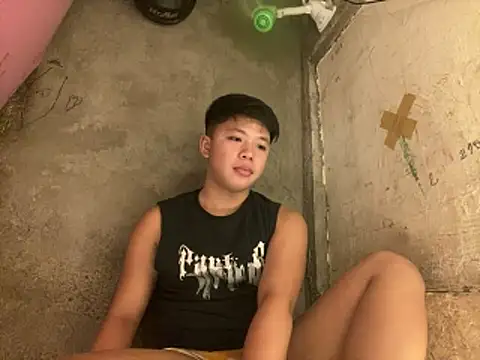 urasianrey online show from April 7, 5:13 pm