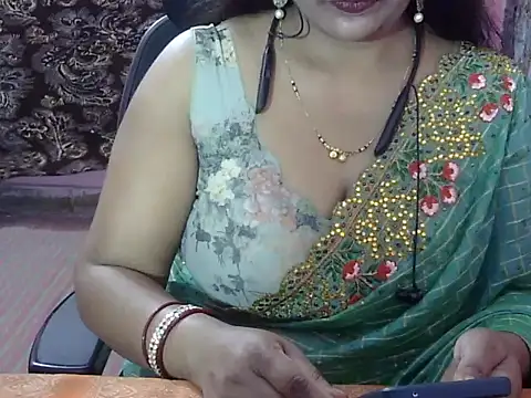 Snapshot of PINKI_012 chatting on March 16, 6:28 am PINKI 012 online show from March 16, 6:28 am