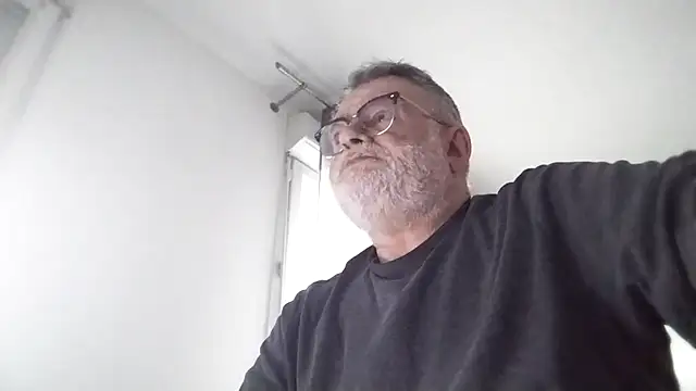 oura online show from March 30, 5:52 am