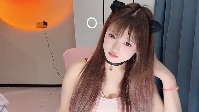 Snapshot of winnie-ww chatting on April 23, 12:29 pm winnie-ww online show from April 23, 12:29 pm