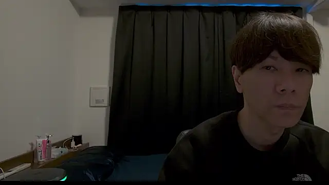 Snapshot of candy-0203 chatting on April 5, 8:11 am candy-0203 online show from April 5, 8:11 am