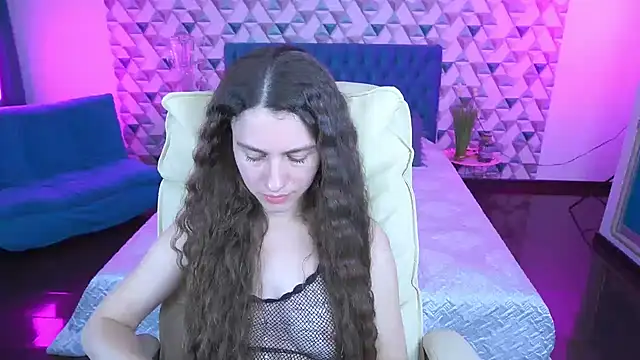 LittleJulii online show from April 19, 7:38 pm