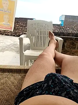 Desii rockstarr online show from April 2, 3:48 am