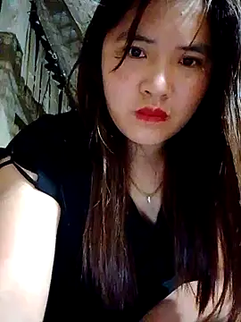 YAONIKUTE online show from April 18, 10:10 pm