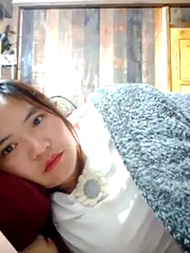 Snapshot of YAONIKUTE chatting on April 30, 10:36 pm YAONIKUTE online show from April 30, 10:36 pm