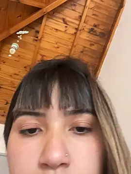 miicbebita online show from April 22, 3:13 pm