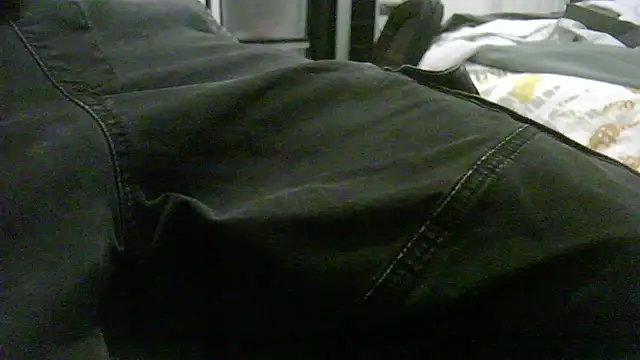 Snapshot of steven_mar43684 chatting on April 14, 6:41 am steven mar43684 online show from April 14, 6:41 am