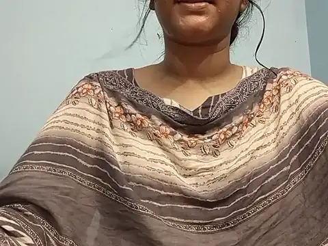 Emma 4433 online show from April 23, 8:00 pm