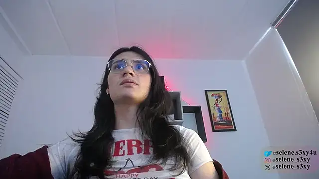 selene cutie online show from April 5, 4:59 pm