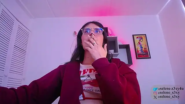 selene cutie online show from April 10, 5:39 pm