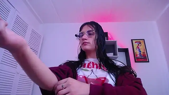 selene cutie online show from April 28, 5:29 pm