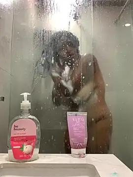  SaraWilliams1  online show from March 22, 5:38 pm