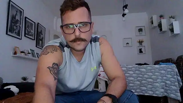 yanick931 online show from April 22, 3:35 pm