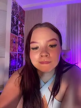 cloey bentley online show from April 1, 1:41 pm
