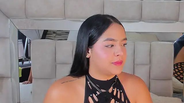 VIOLETWILLIANS online show from March 13, 7:42 pm