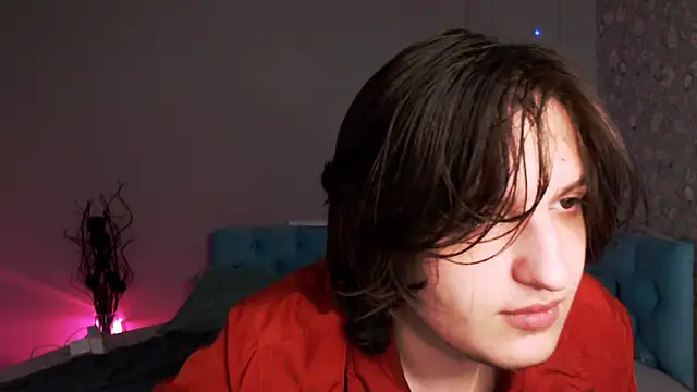 delalex online show from March 29, 12:10 am