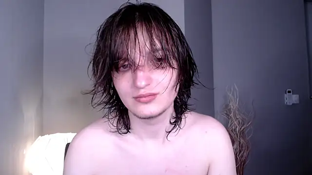 delalex online show from August 3, 4:22 pm