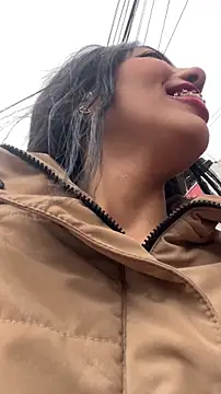 sylphiee  online show from April 19, 3:11 pm