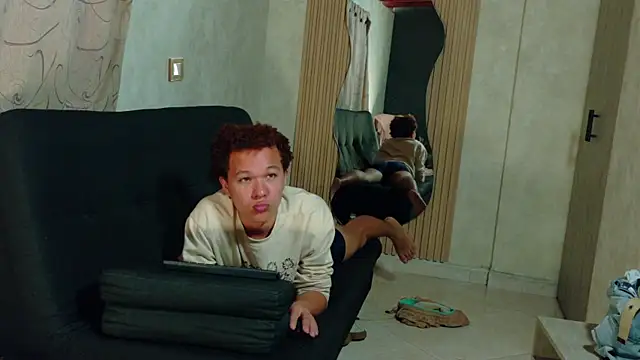 Snapshot of Tony_Menendez_ chatting on March 16, 1:59 pm Tony Menendez online show from March 16, 1:59 pm