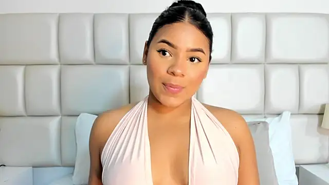 lilly williamss online show from April 16, 7:47 pm