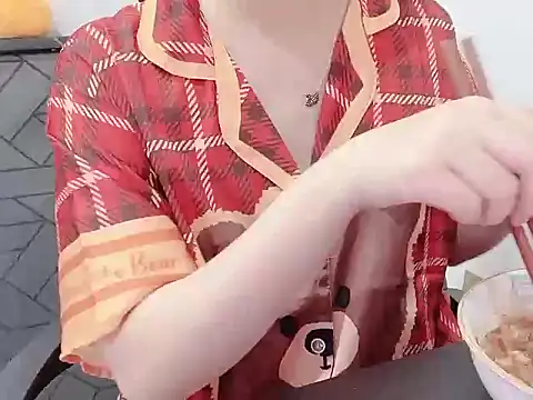 hunhun122 online show from April 15, 5:36 am