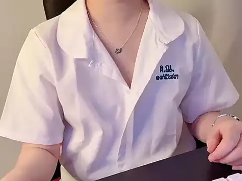 hunhun122 online show from June 2, 5:04 pm