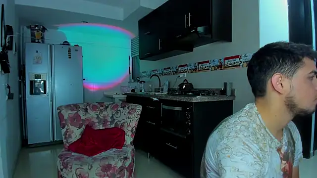 Fox couplee69 online show from March 26, 8:20 am