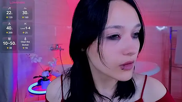 DarcyBlackwood online show from June 17, 1:30 am