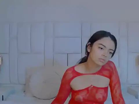 AnnieDesire online show from June 11, 3:15 am